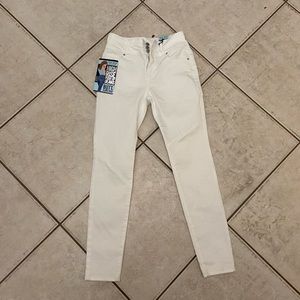 womens brand new (with tags!) high wise push up whites jeans